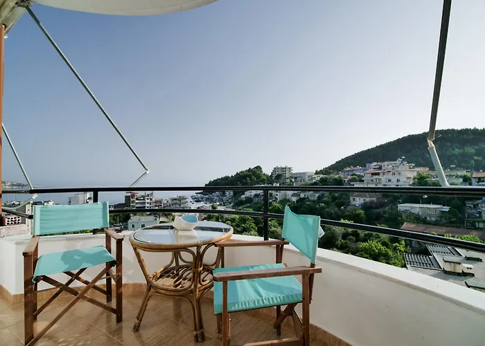 Sunset View 公寓 *